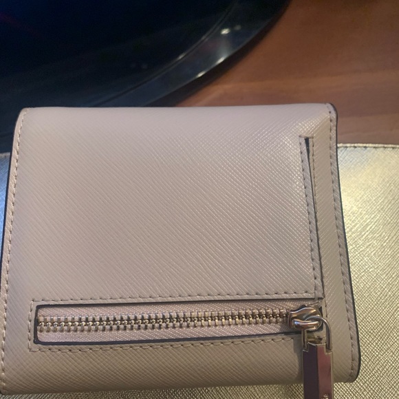 Kate Spade Wallet - Picture 2 of 6